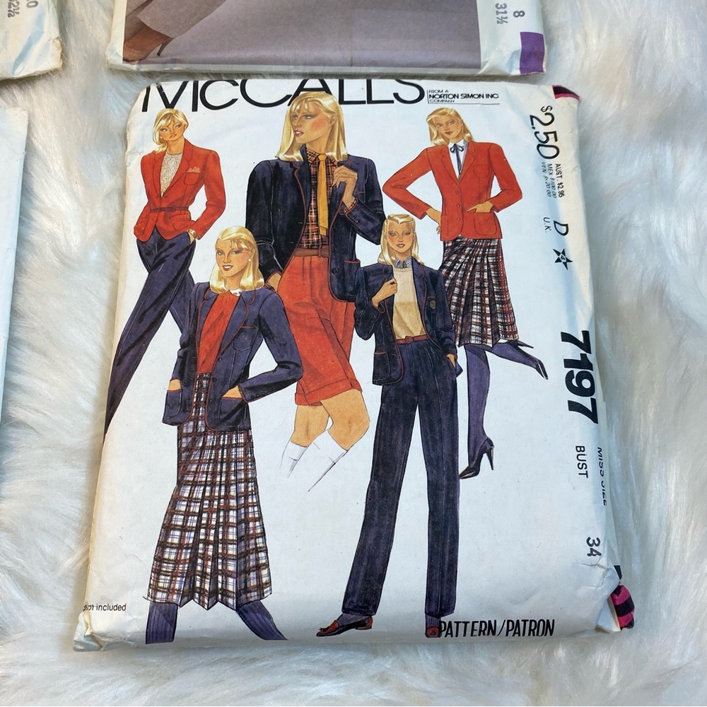 McCall’s Patterns - Picture 3 of 12